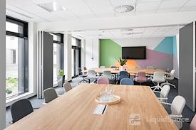 SPACES | Edinburgh Places Lochrin Square