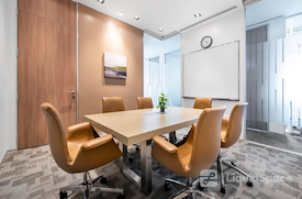 Regus | Taguig, Regus Alveo Park Triangle Tower