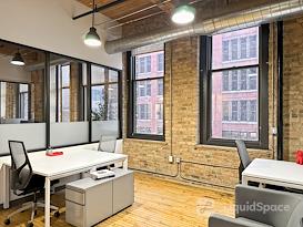 SPACES | Chicago, Spaces West Ohio Street