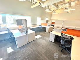 Trendy Central Austin Cubicles