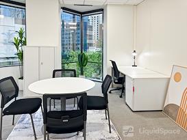 Regus || 111 Congress