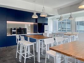 HQ | Bangkok, Blue Chips Building