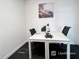 Regus | Leicester Grove Park