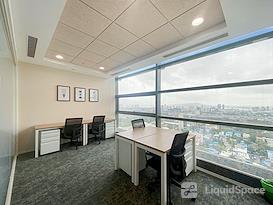 Regus | Mumbai, Rupa Renaissance