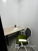 Hayez Coworking Space - حيز