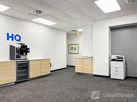 HQ | MI, Detroit - Jefferson Ave