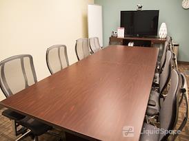 Regus | CNA Building