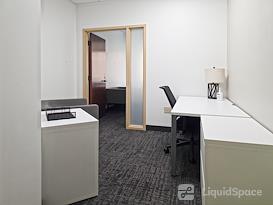Regus | Lakefield