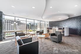 Regus | 24th and Camelback