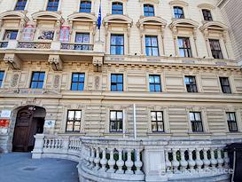 SPACES | Vienna, Schwarzenbergplatz