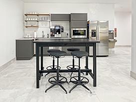 HQ | TX, Houston - Northchase Drive