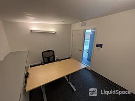 Broadway @ Main Coworking Space