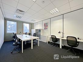Regus | Heathrow, Bath Road