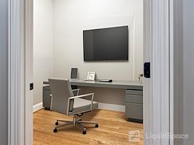 Regus | AL, Birmingham - 1st Ave N