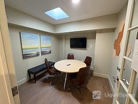 Goldfinch Social | Alexandria