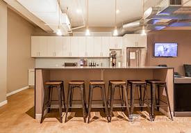 Select Office Suites - 90 Broad St.