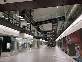Regus | US Bancorp Tower Downtown PDX