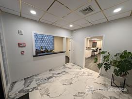 Mariners Harbor National Bank Building