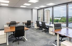 1751 Pinnacle Coworking