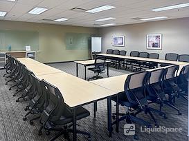 Regus | Toronto Airport Corporate Centre