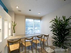 Open Office | Tokyo, Nogizaka