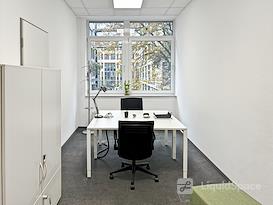 HQ | NEU-ISENBURG, HQ Dornhofstraße