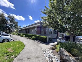 Shared Work Space with Real Estate Company