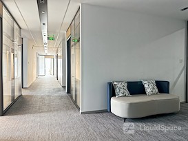 Regus | Wuhan, Optics Valley Transportation Building