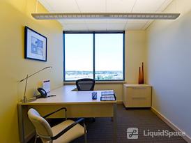 Regus | Park Bank Plaza