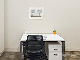 Regus | Rochester - 318 Commons