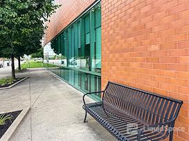 Regus | KY, Louisville - East Witherspoon St
