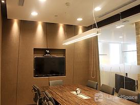 Regus | Zhenzhou, Kineer IFC