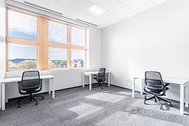 Regus | Plano - Spaces Shops of Legacy