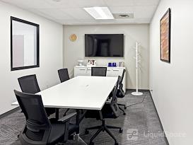 Regus | Irving - 320 Decker Drive