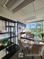 Lucid Private Offices | The Woodlands