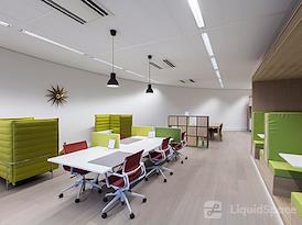 Regus | Roermond, Looskade