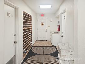 HQ | NV, Las Vegas - Raymert Dr