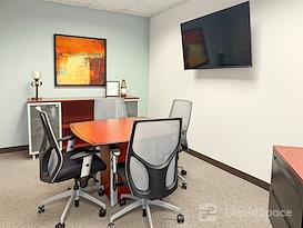 Regus | Regency Towers