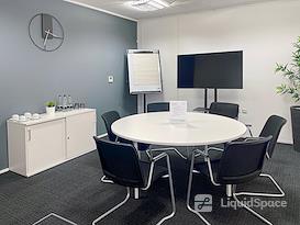 Regus | Leicester Grove Park