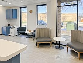 HQ | IL, Bensenville - W Grand Ave