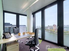 Regus | Dusseldorf Hafenspitze