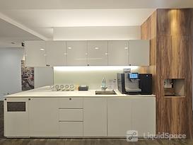 Regus | Chengdu, China Resources Building