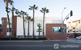 BLANKSPACES Santa Monica - Main St.