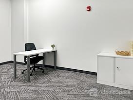 Regus | UT, Logan - Main Street