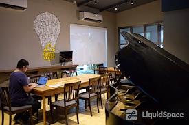 Racket Room Cubao - Coworking and Private Offices