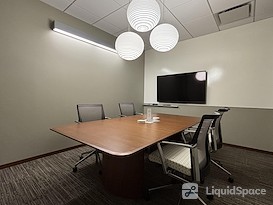 HuddleUp Powered By 25N Coworking