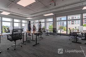 Expansive - Biscayne