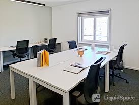 SPACES | Vienna, Schwarzenbergplatz