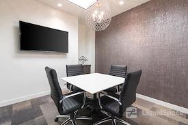 (HBP) Huntington Beach Plaza