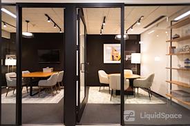 Industrious - Country Club Plaza